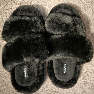 Womens Slippers Size 11-12